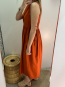 Vestido midi naranja sin mangas