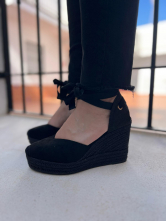 Alpargatas Cuña Negras con Lazos al Tobillo