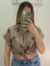 Camisa Fluida Manga Corta Estampado Lunares y Nudo