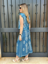Conjunto Elegancia Dorada con Detalles Étnicos