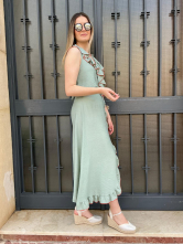 Conjunto Top Volantes y falda Midi Cruzada verde salvia