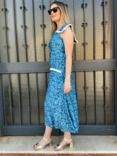Vestido midi azul con Estampado Floral