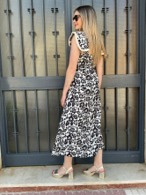 Vestido midi negro con Estampado Floral