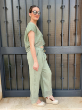 Conjunto de Verano en Lino verde con Detalles de Encaje