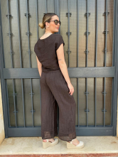 Conjunto de Verano en Lino Marron con Detalles de Encaje