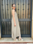 Vestido Halter con Detalle de Madera