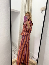 Conjunto a Rayas Con Volante