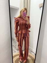 Conjunto a Rayas Con Volante