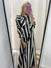 Vestido Rayas Detalle Cuello