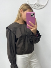 Blusa Detalles de Tachuelas