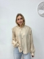 Blusa Oversize Beige con Detalle en Hombros