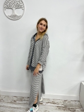 Conjunto de Punto Rayas con Falda larga Gris