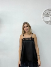 Top Lencero Satinado en Color Negro