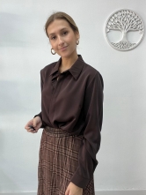 Blusa Satinada en Color Marrón