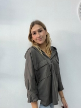 Camiseta Combina Estilo y Comodidad con un Toque Desenfadado