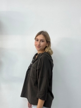 Camiseta Combina Estilo y Comodidad con un Toque Desenfadado