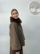 Chaqueta de Textura Peluda con Cuello Faux Fur