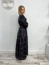 Vestido Camisero Largo de Cuadros con Cinturón