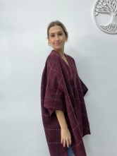 Poncho Oversize de Cuadros Granate