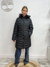 Plumas Acolchado Negro Largo con Capucha