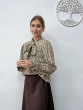 Camisa de Cuadros Pequeños con Lazada al Cuello