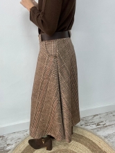 Falda de Cuadros con Ligero Vuelo y Cinturón Incluido