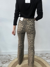 Vaqueros Campana con Estampado Animal Print