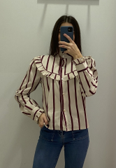 blusa volantes