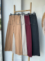 Jeans wide leg tachas