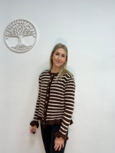 Rebeca de punto a rayas con botones