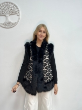 Chaleco Estampado con Detalle de Pelo Negro