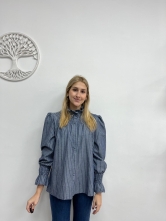 Blusa de Rayas con Detalle Fruncido en Cuello y Puños