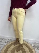 Pantalón Cropped Push Up Amarillo