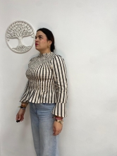 Blusa Rayas Detalle Fruncido