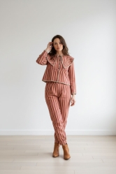 Conjunto de Rayas Rosa y Naranjacon Volante