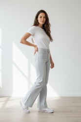 Pantalón Vaquero de Corte Recto Cropped