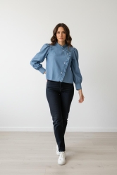 ✨ Camisa Denim con Volantes – Estilo Romántico y Actual