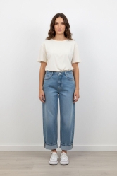 Jeans Rectos con Bajo Vuelto