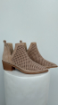 Botines calados