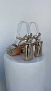 Sandalias tacón medio