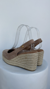 Cuñas Antelina beige