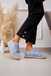 Zapatilla estilo Espadrille