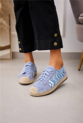 Zapatilla estilo Espadrille