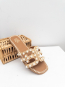 Sandalia plana perlas beige