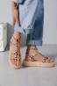 Sandalia Plataforma Tachas