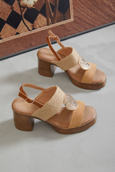 Sandalia Tacón Plataforma camel