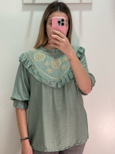 Blusa bordados hilo