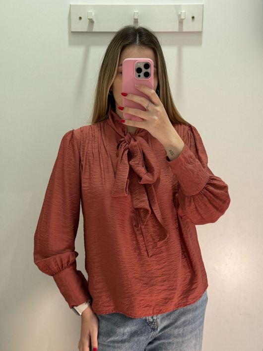 Blusa lazada cuello